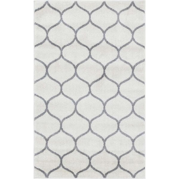 Unique Loom Trellis Frieze Rounded Ivory 3 ft. 3 in. x 5 ft. 3 in. Area Rug