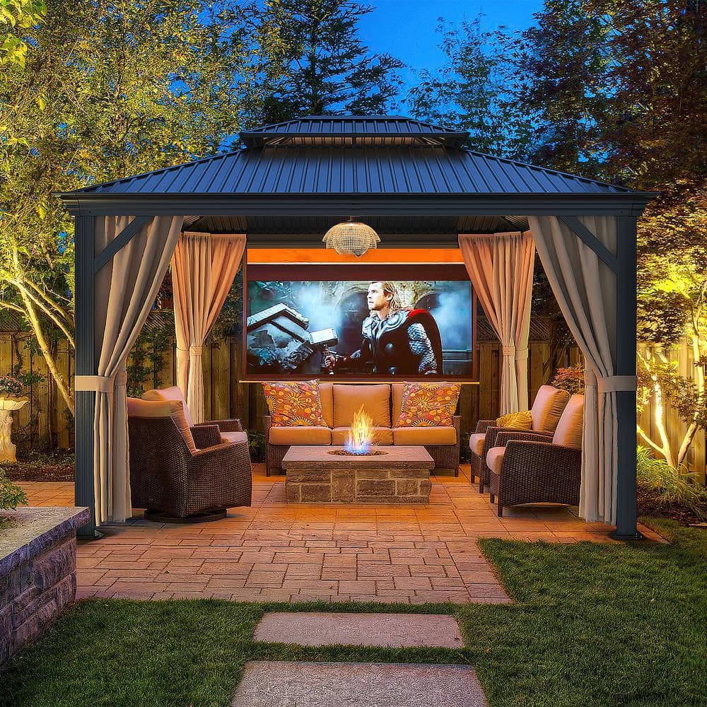 5 Spectacular Outdoor Wall Decor Ideas that You'll Love  Outdoor wall decor,  Garden wall decor, Vertical pallet garden