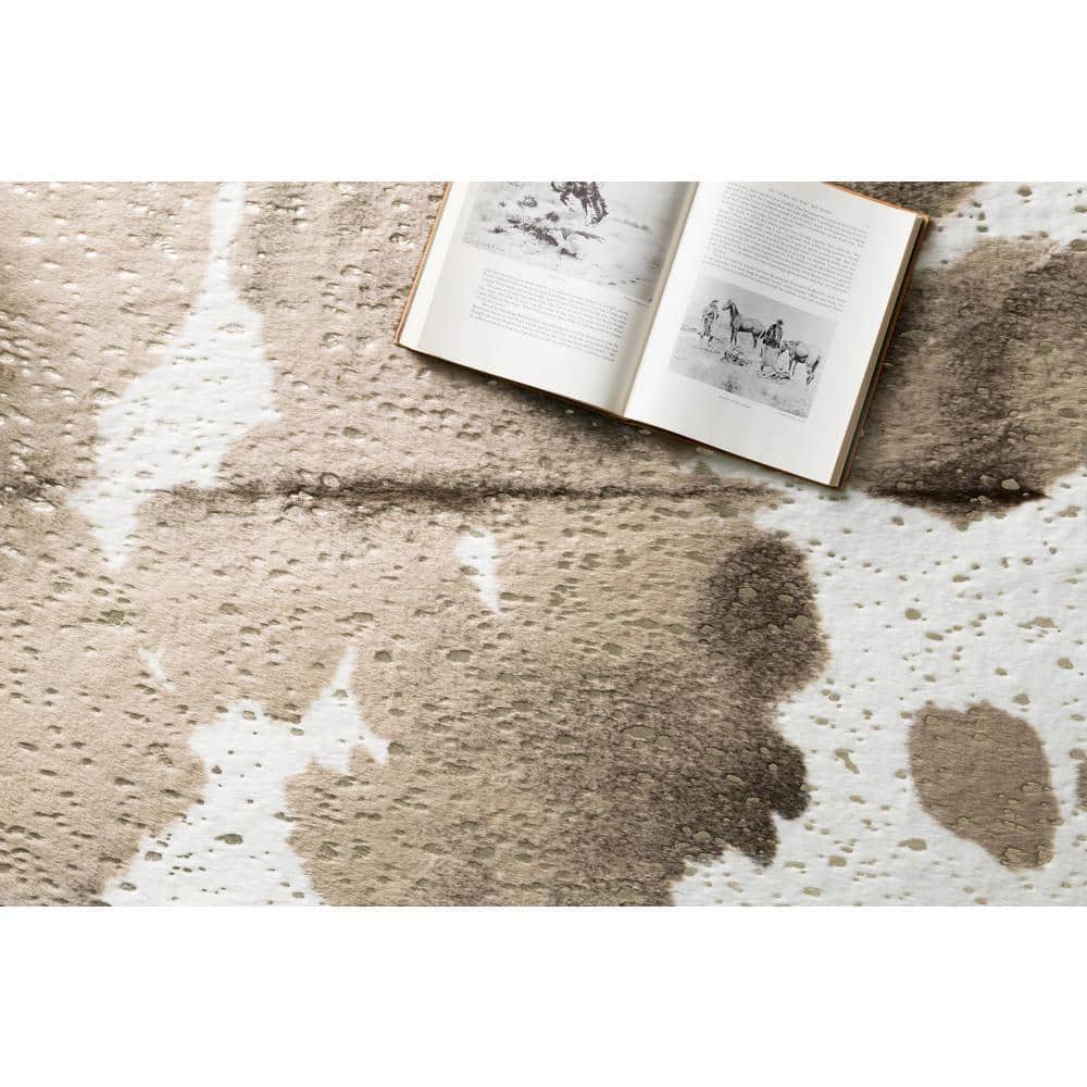 Ivory Chic Rustic Cowhide-Inspired Wool Blend Area Rug