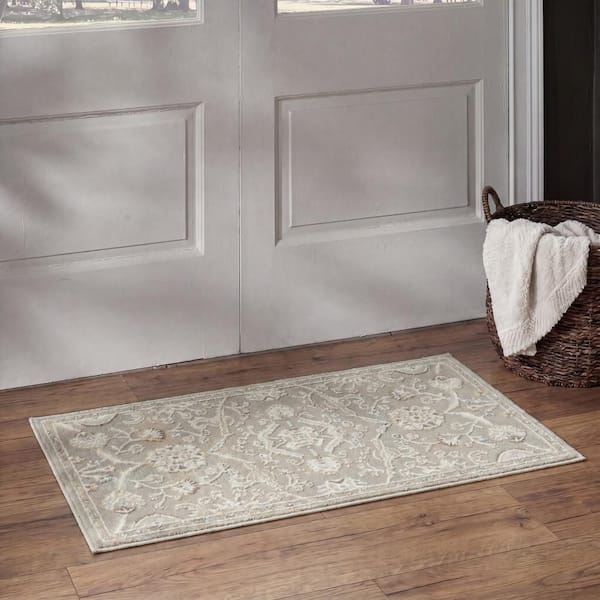 Isla Light Grey 2 ft. x 4 ft. Medallion Traditional Runner Area Rug