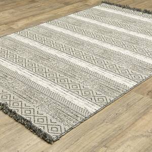 Gables Beige 3 ft. x 5 ft. Southwestern Stripe Polypropylene Indoor/Outdoor Area Rug