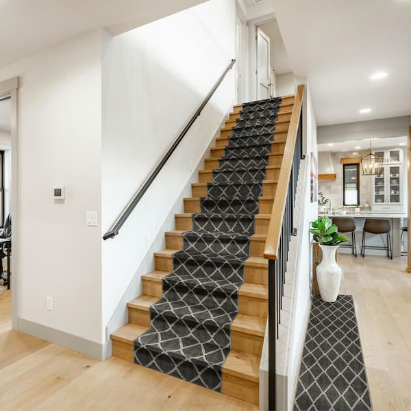 Stratford Isaak 7 ft. x 11 ft. Sterling/Birch Area Rug