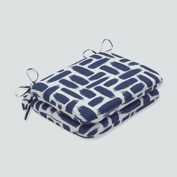 Pillow Perfect 18.5 x 15.5 Outdoor Dining Chair Cushion in Blue/White (Set of 2)