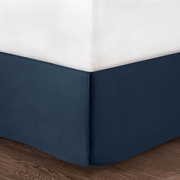 Intelligent Design Loretta Navy Twin Comforter and Sheet Set