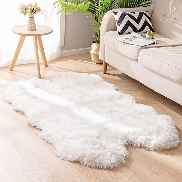 White Sheepskin Closet Rug Design Ideas