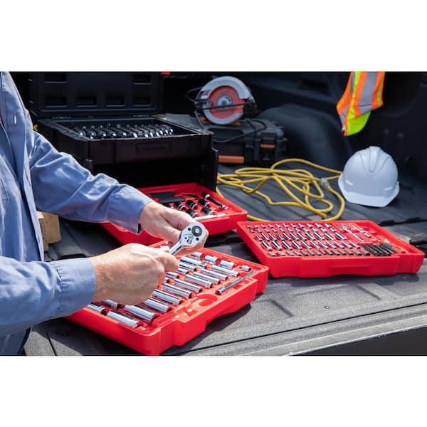 Crescent 1/4 in., 3/8 in., and 1/2 in. Drive SAE/Metric Crescent 1/4 in., 3/8 in., and 1/2 in. Drive SAE/Metric