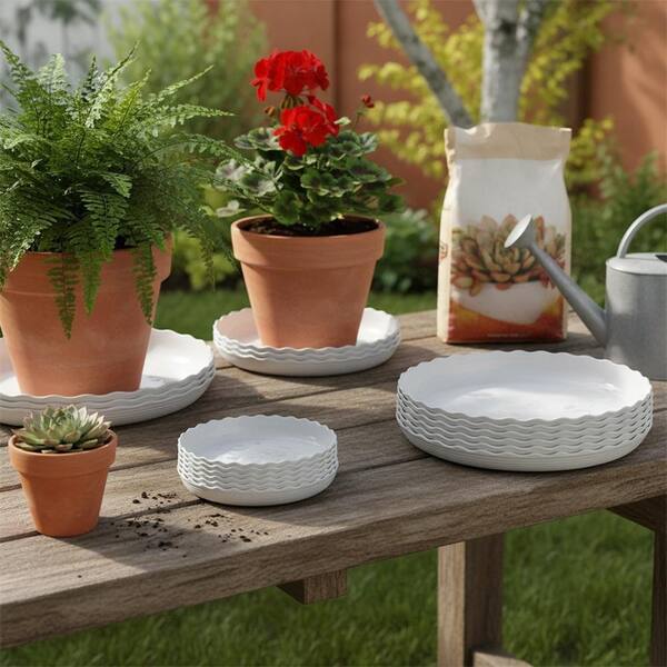 24 Pack Plastic Plant Saucer YNLIN378 - The Home Depot