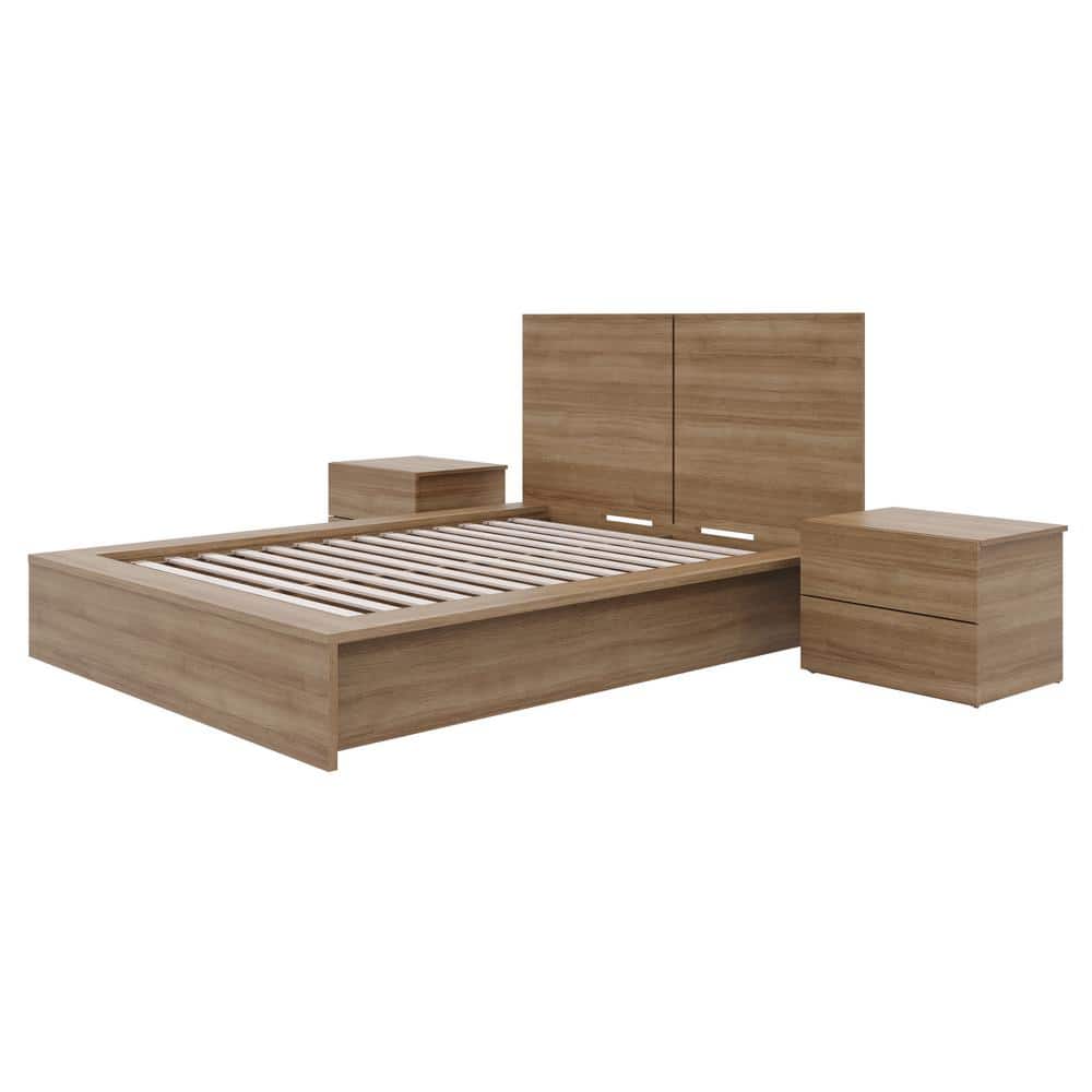 James 4-Piece Brown Oak Bedroom Set with Panel Headboard