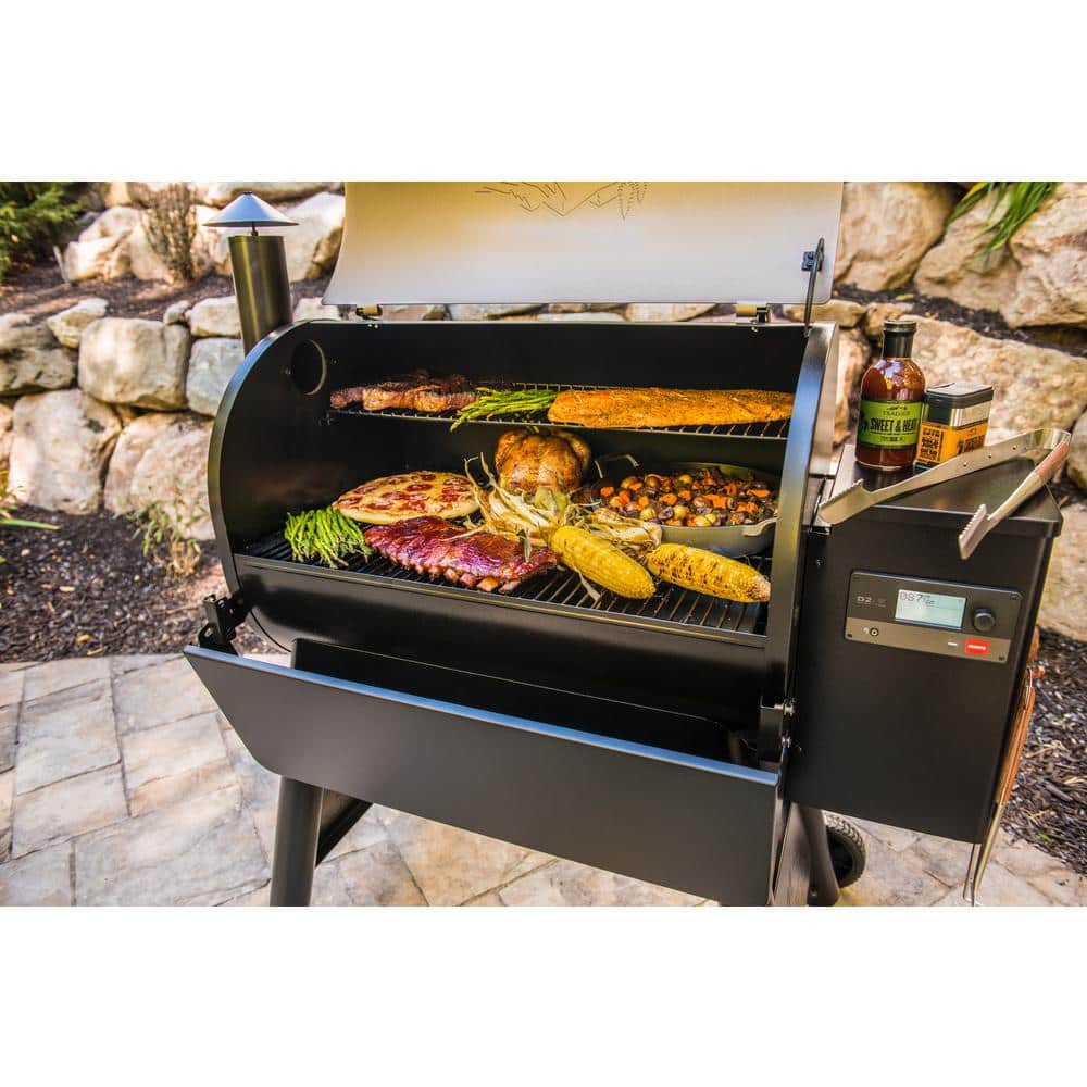 Traeger Pro 780 Bronze Wood Pellet Grill with WiFIRE Technology