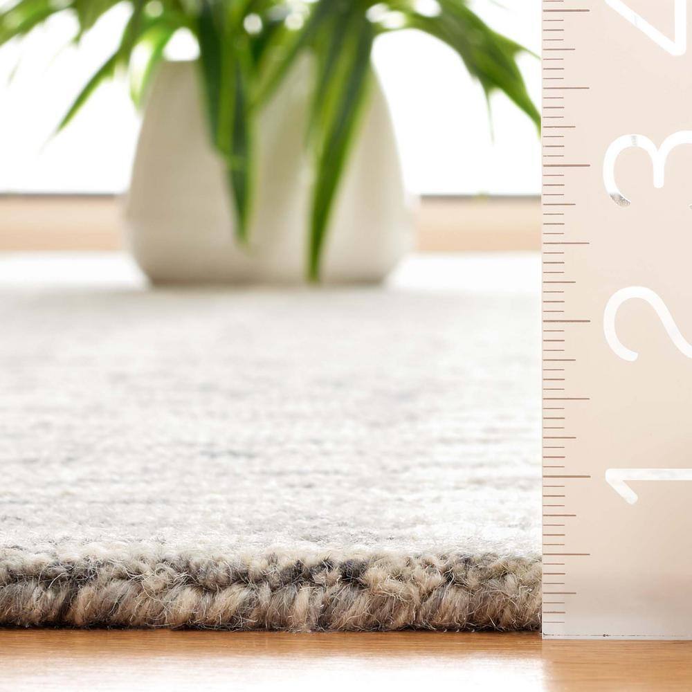Gray and Ivory Wool Chenille Abstract 3' x 5' Area Rug