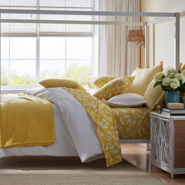 https://images.thdstatic.com/productImages/f3474318-ca0f-592c-935d-b48eff7a9661/svn/the-company-store-throw-pillows-85090j-16x20-yellow-40_600.jpg