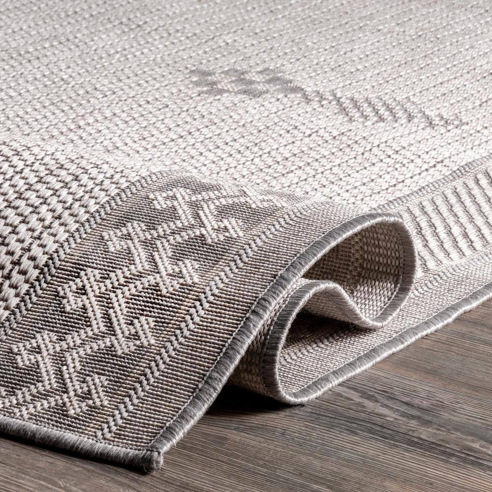 Lowen Global Geometric Light Gray Indoor/Outdoor Area Rug, 3'6" x 5'