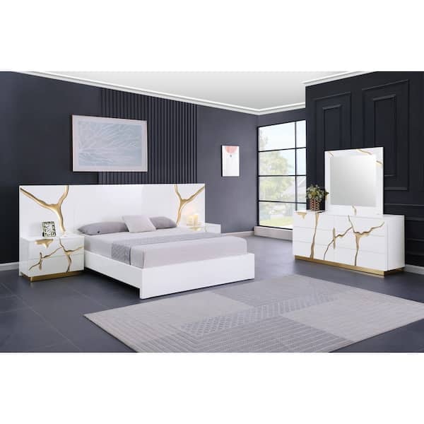 Eclipse 5-Piece King White Wood Modern High-gloss Lacquer Bedroom Set with Gold Trim