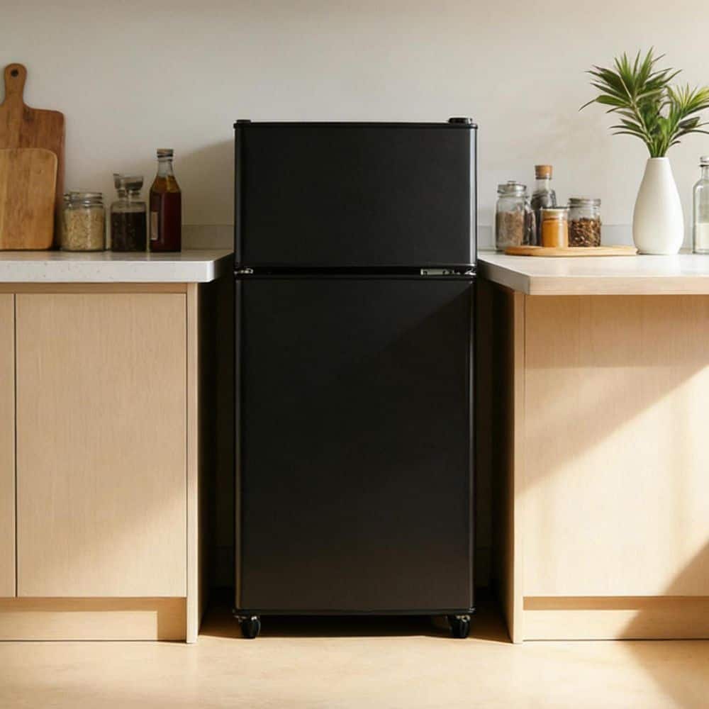 3.5 Cu. Ft Mini Refrigerator in Black with Top-Freezer Fridges Lock, 2 Door, 7 Adjustable Level Thermostat, Fresh Energy