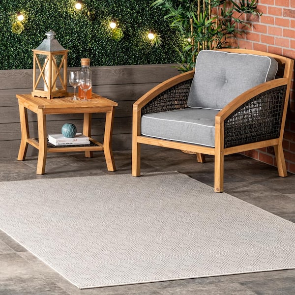 Paloma Gray 4 ft. x 6 ft. Abstract Geometric Indoor/Outdoor Patio Area Rug