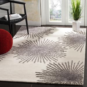 Soho Ivory/Silver 6 ft. x 9 ft. Floral Area Rug