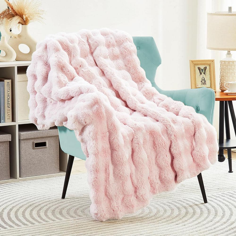 GHOUSE ILTB Pink Faux Rabbit Fur 50 in. x 60 in. Solid Furry Throw