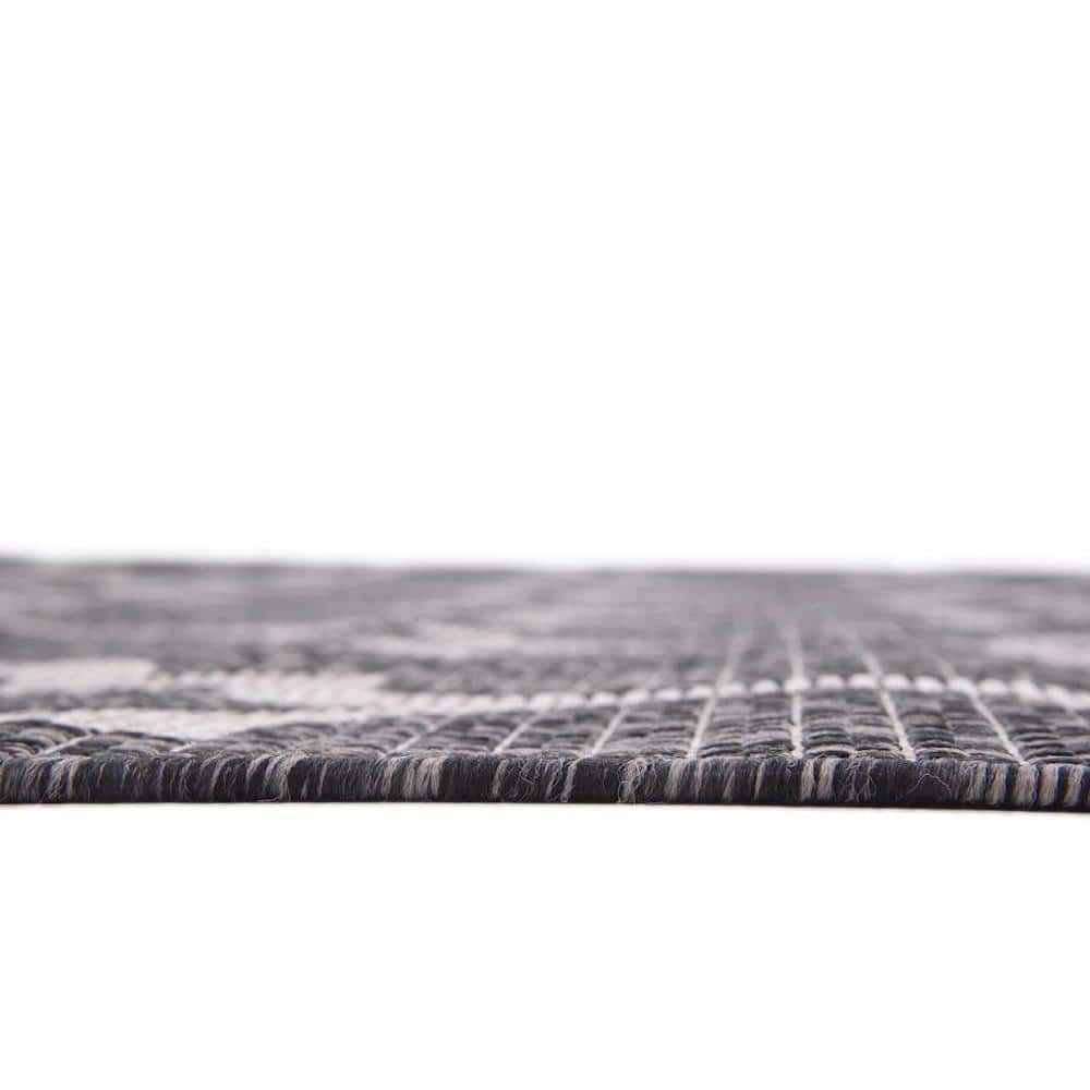 Trellis Charm Black Synthetic 9' x 12' Outdoor Area Rug