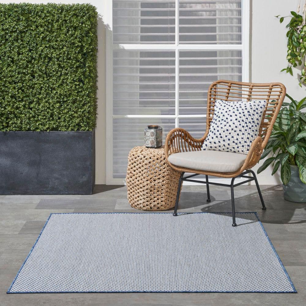 Ivory Blue Geometric 4' Square Synthetic Area Rug