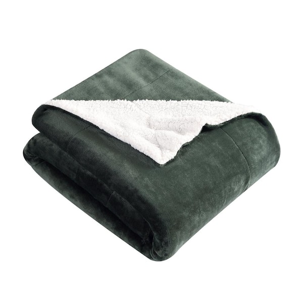 Eddie Bauer Signature Solid Green Microfiber 50" X 60" Throw Blanket