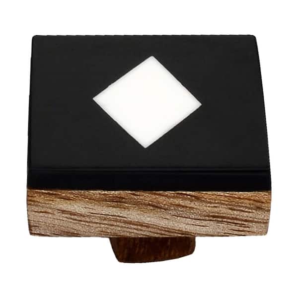Casino 1-3/7 in. Diamond Cabinet Knob