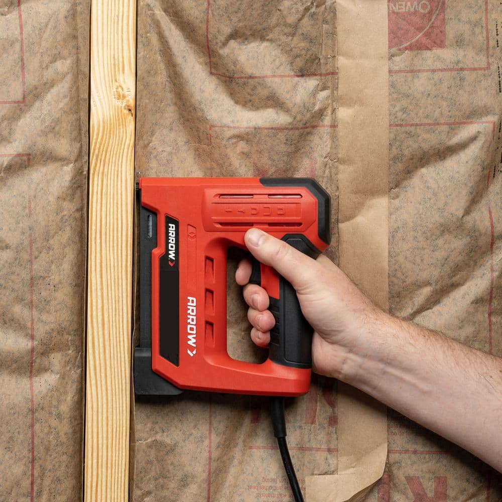 https://images.thdstatic.com/productImages/f3bd343d-e4be-4f55-9f63-05640ffd86f0/svn/arrow-staple-guns-et501f-1d_1000.jpg