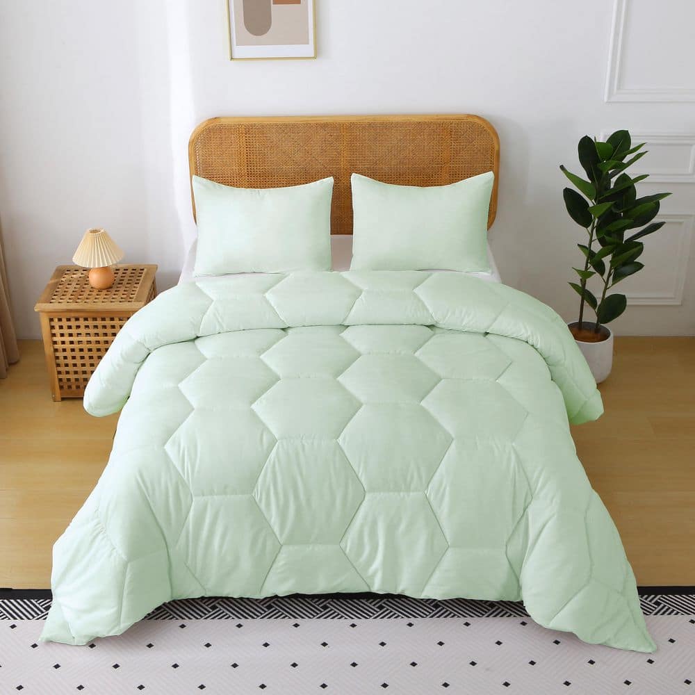 Better Style Home 2-Piece Dewkist Microfiber Honeycomb Twin Comforter Set price history on PriceWatchPro