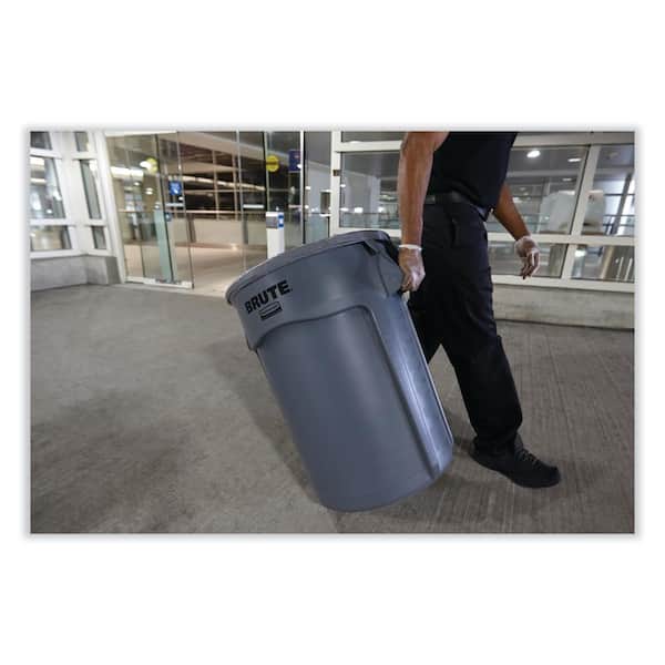Rubbermaid Commercial Products Brute 50 Gal. Grey Rollout Trash Can with  Lid FG9W2728GRAY - The Home Depot