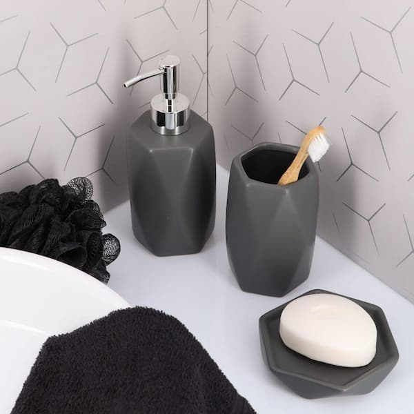 https://images.thdstatic.com/productImages/f3c298be-37aa-4fce-b7e2-df9718e8ccdd/svn/grey-bathroom-accessory-sets-set4diamond6180181-c3_600.jpg