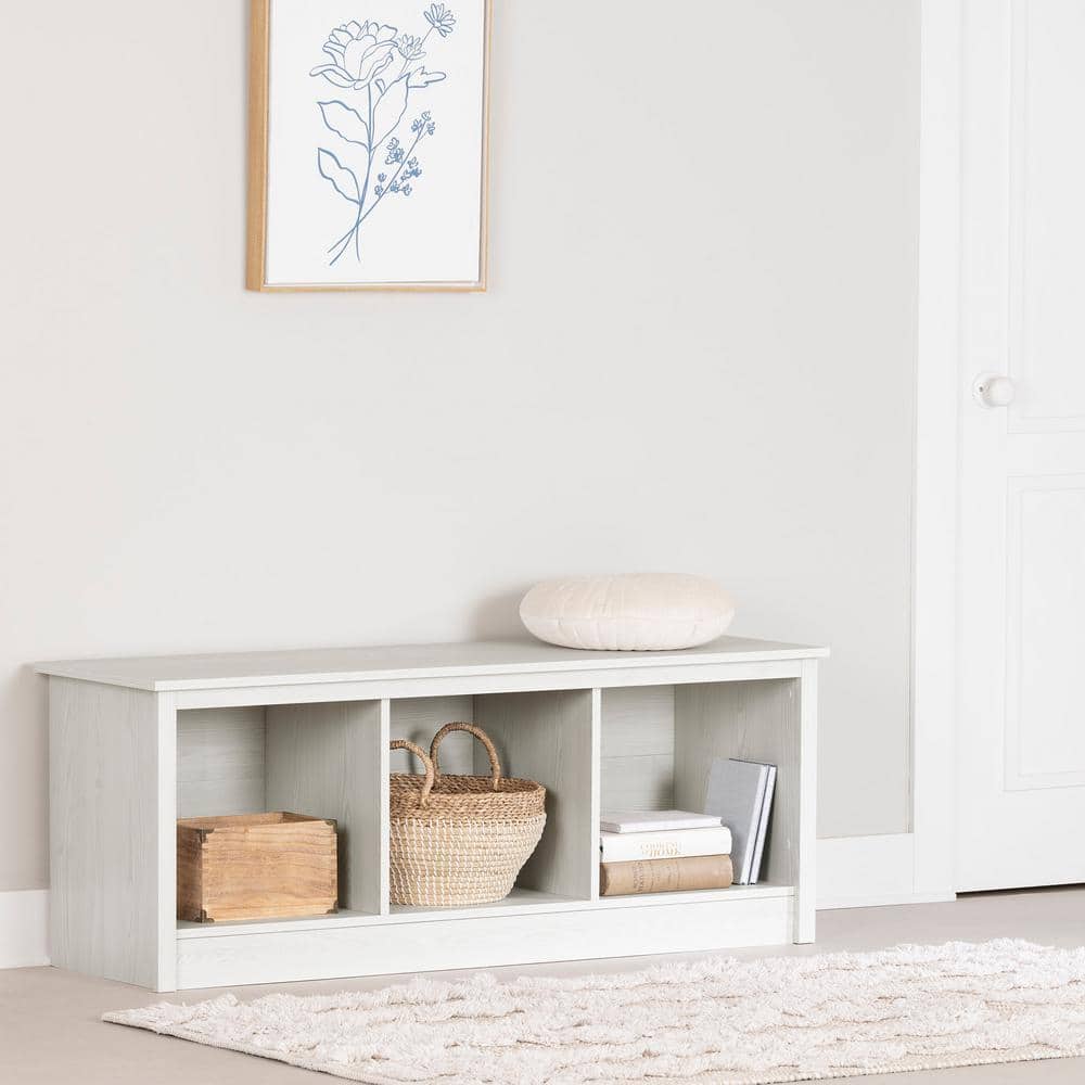 White Pine Farmhouse Bedroom Bench with Storage