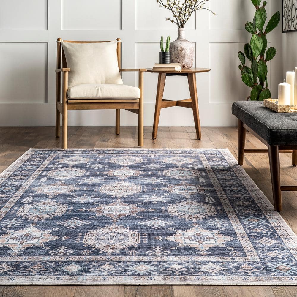 Finley 5' x 8' Gray Synthetic Oriental Washable Area Rug