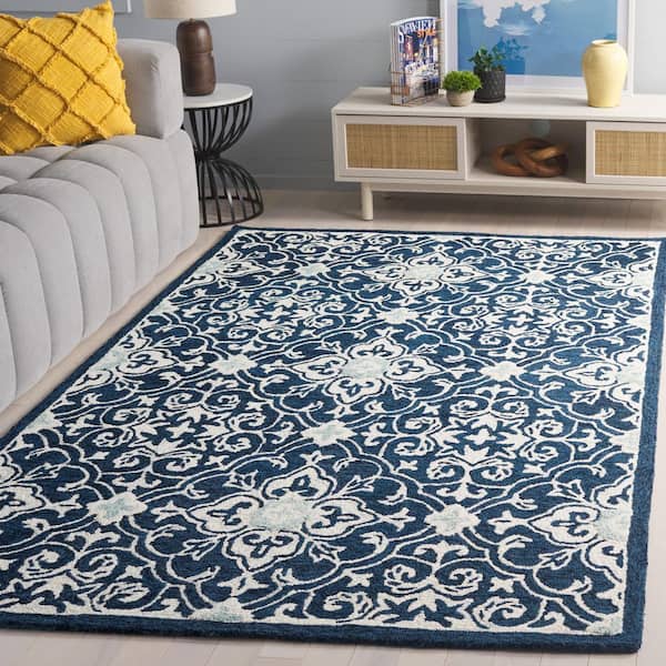 Roslyn 2 ft. x 4 ft. Navy/Light Blue Ornate Border Area Rug