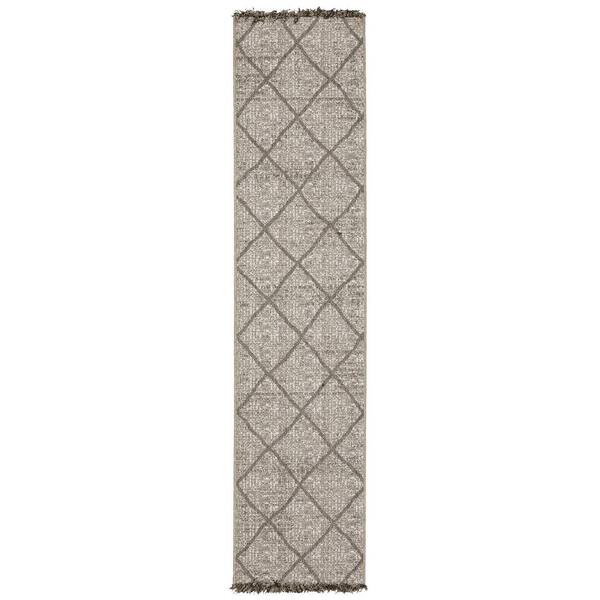 AVERLEY HOME Gables Beige 2 ft. x 8 ft. Large Geometric Diamond Trellis ...