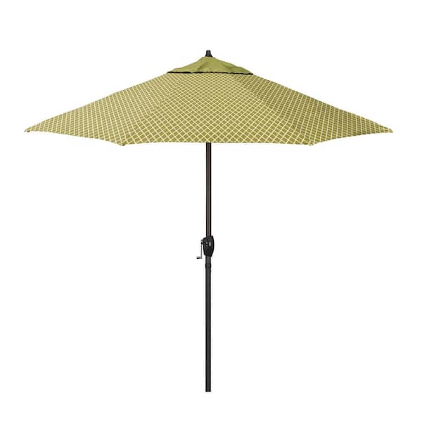 California Umbrella 9 ft. Bronze Aluminum Market Patio Umbrella with Crank Lift Autotilt in Pesto Green and Lavalier Palm Pacifica Premium