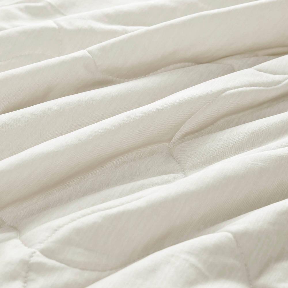 Ivory Lightweight Cooling Knit Throw Blanket