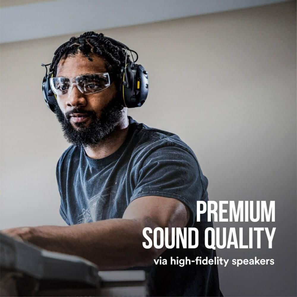 https://images.thdstatic.com/productImages/f4267107-e8c4-4057-b08c-dfab843a12b4/svn/3m-ear-muffs-90570-dc-1d_1000.jpg