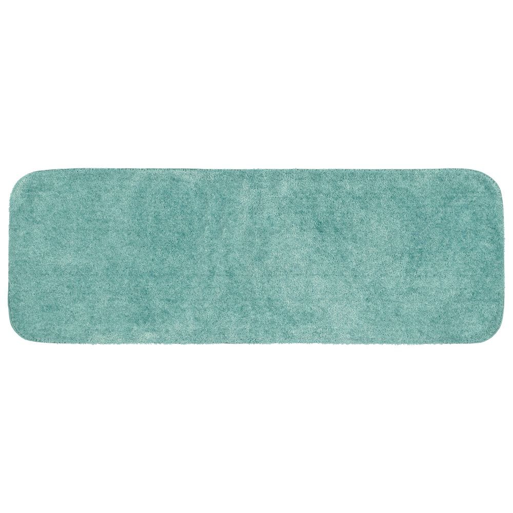 Sea Foam Nylon 22" x 60" Traditional Bath Rug