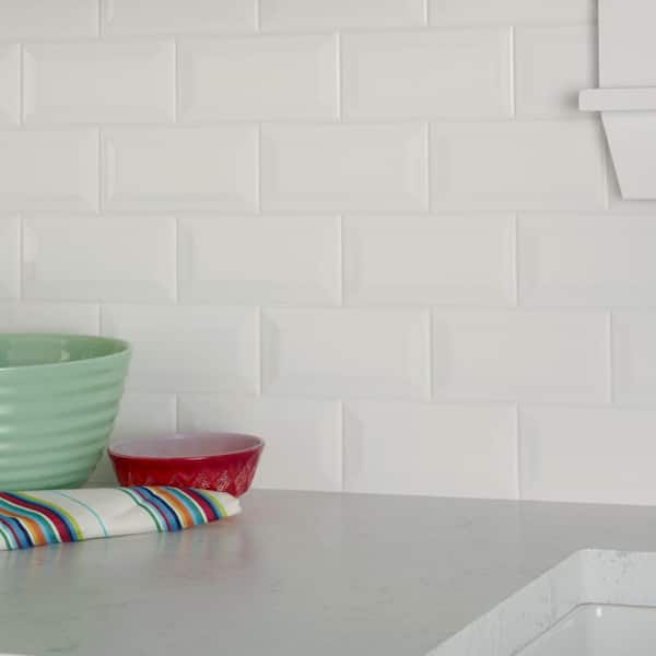 Daltile - Restore Bright White 3 in. x 6 in. Ceramic Bevel Subway Wall Tile (400 sq. ft./Pallet)
