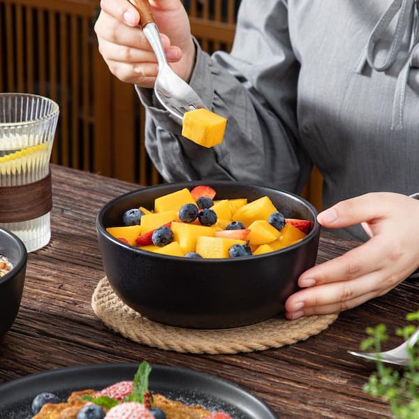 vancasso 18-Piece Matte Black Stoneware Dinnerware Set Service for