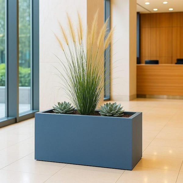 Leisuremod Bloom 31.5 in. Aged Concrete, Fiberstone and Clay Planter Rectangular for Indoor and Outdoor