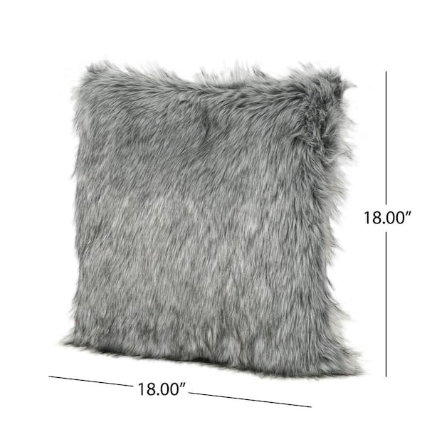 Hastings Home 675948ETB Gray Faux Fur Shag Pillows, Set