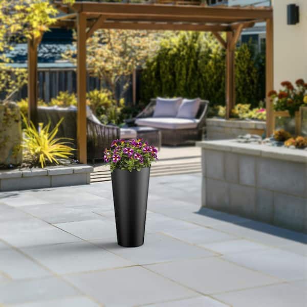 8 in. Medium Charcoal Black (Enhanced Interior) Concrete Round Planter / Pot with Drainage Holes