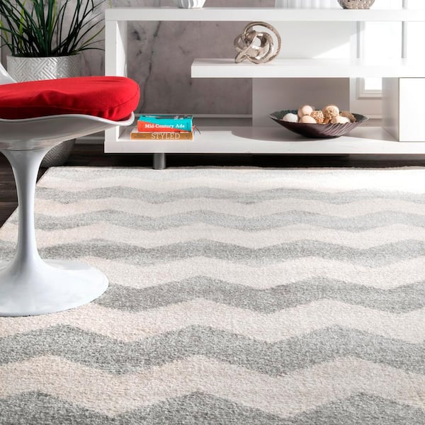 Nuloom Aponte Chevron Gray 4 Ft X 6 Ft Area Rug Rzpl01e 406 The Home Depot