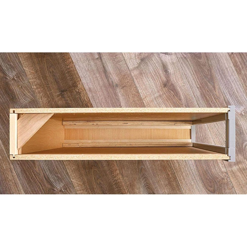 Maple 3" Base Cabinet Pull-Out Organizer with Chrome Rails