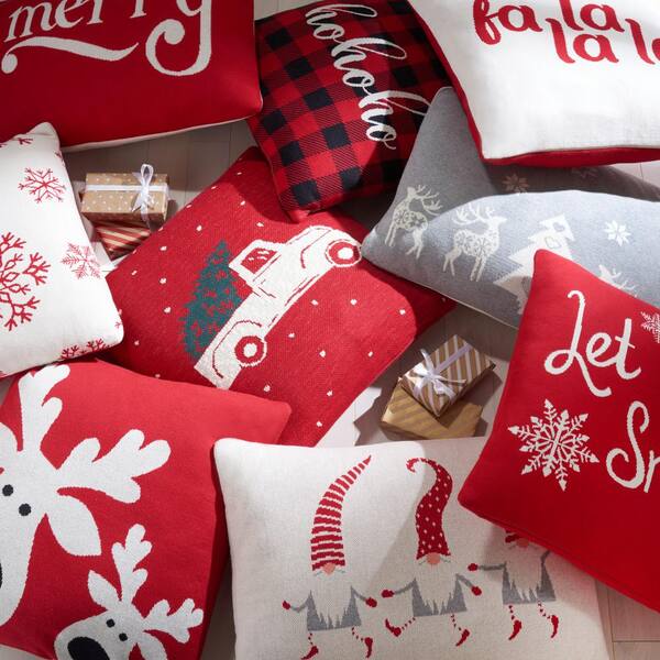 Safavieh Merry Christmas Pillow