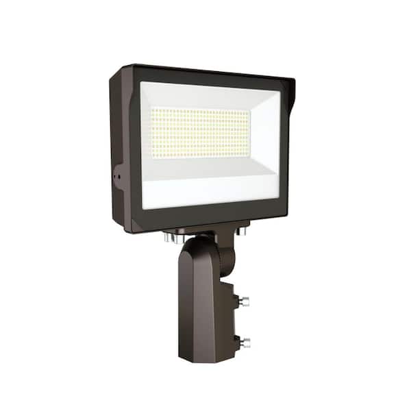 ETI LIGHTING 250-Watt Equivalent Bronze Integrated LED Flood Light Adjustable 5900-11200 Lumens and CCT with Photocell