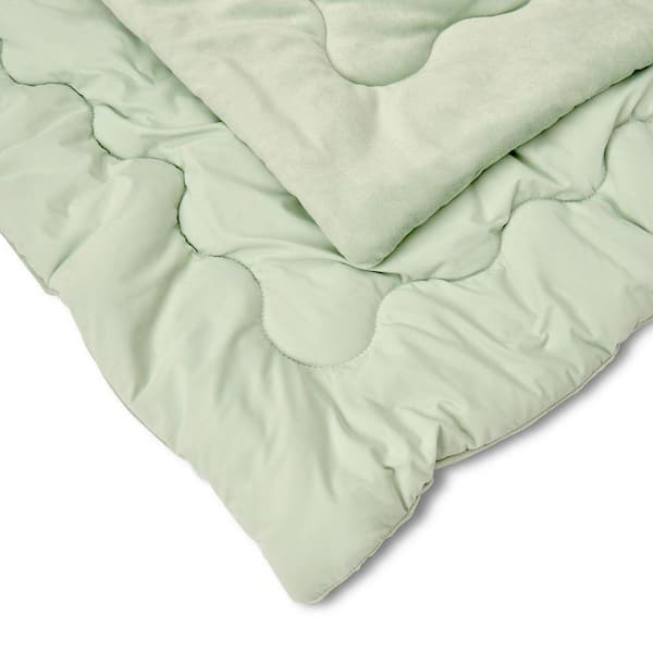 THE NORTHWEST GROUP HGTV Cooling Quietude-Sage Green Throw Blanket