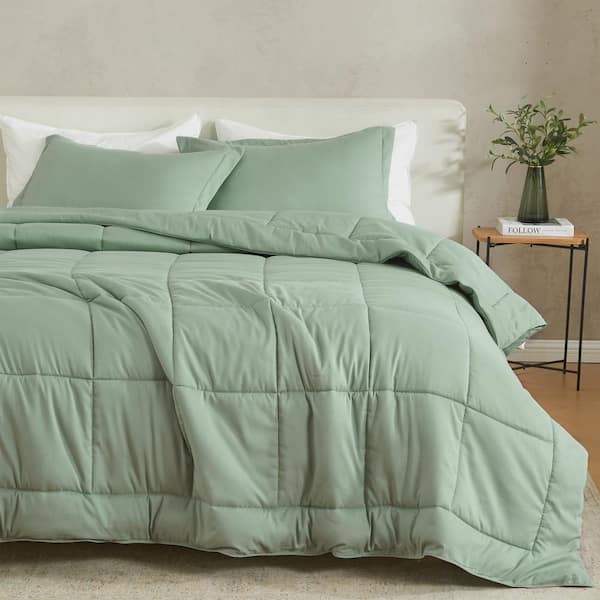 FRESHFOLDS Green 3 Piece Sage Reversible Down Alternative Full / Queen Microfiber Comforter Set