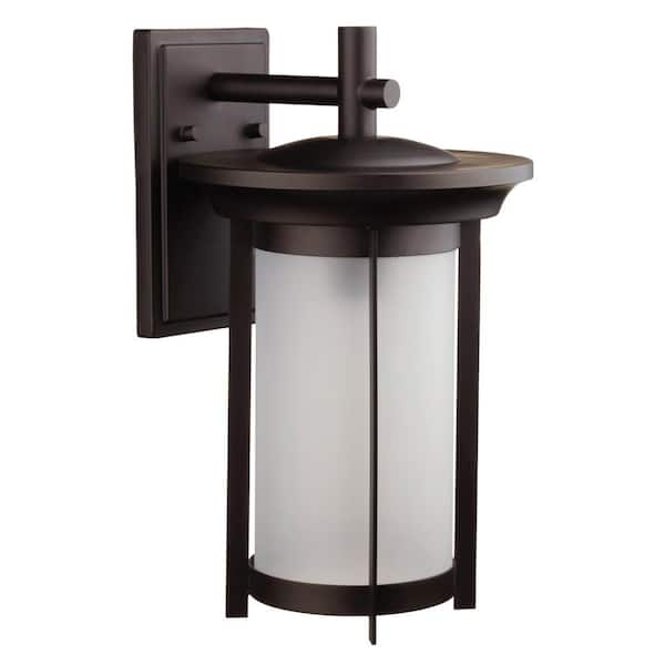 Globe Electric Scottsdale Bronze Industrial Indoor/Outdoor 1-Light Wall Sconce with Frosted Glass Shade