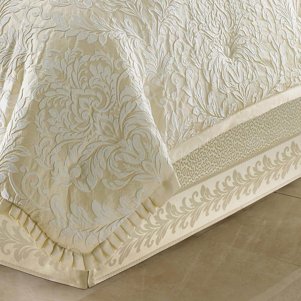 Ivory Damask Queen Comforter Set with Pleated Shams